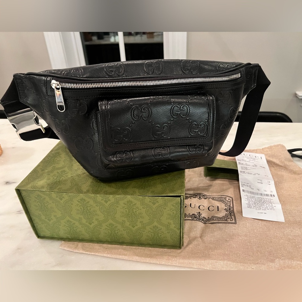 Barely Used Gucci Leather Embossed Belt Bag. - Picture 5 of 10